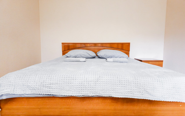 Квартира Двухкомнатная на Курчатова 1