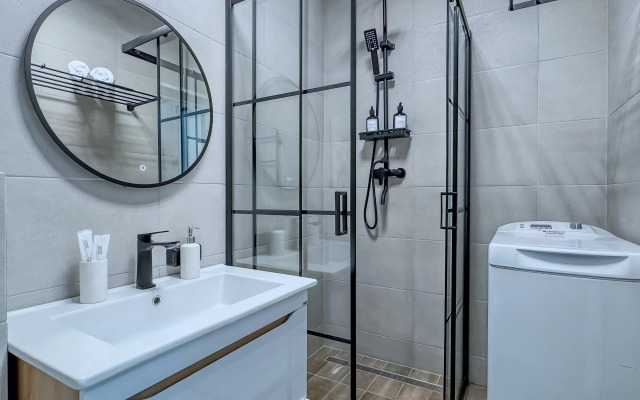 Studiya Green Fox na Bekhtereva 2B Flat