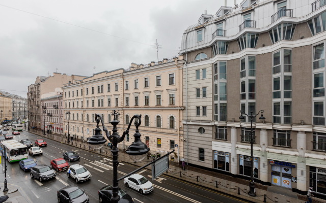 Апартаменты SpbStay с сауной на Невском проспекте 124