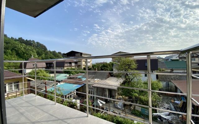Solo Guest House