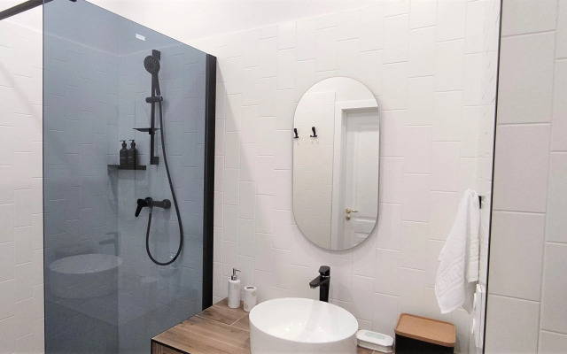Arka s panoramnym vidom na Nizhnee Ozero Apartments