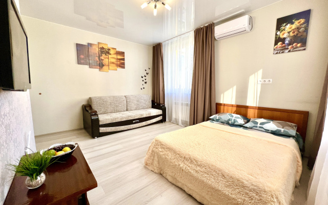 Uutnye Apartamenty v ZK Raduznyj Luks (ul. Solnecnaa 18)