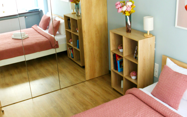 Квартира Like Home Apartment