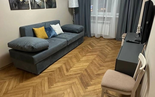 Ogni Moskvy Na Semyonovskoy Flat