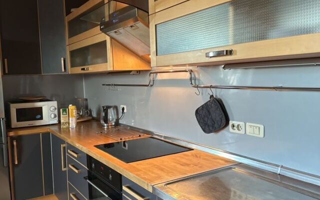 Na Ulitse Dimitrova 39/1 Apartments