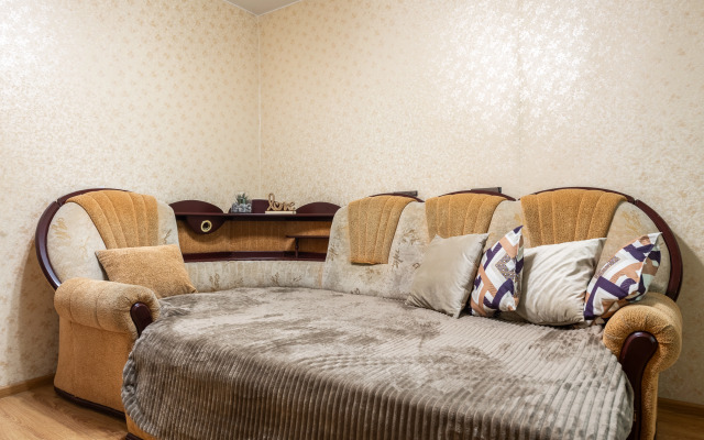 Natali 2-room U Metro Chertanovskaya Apartments