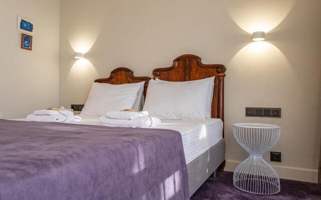 Rony Shelter Boutique Hotel