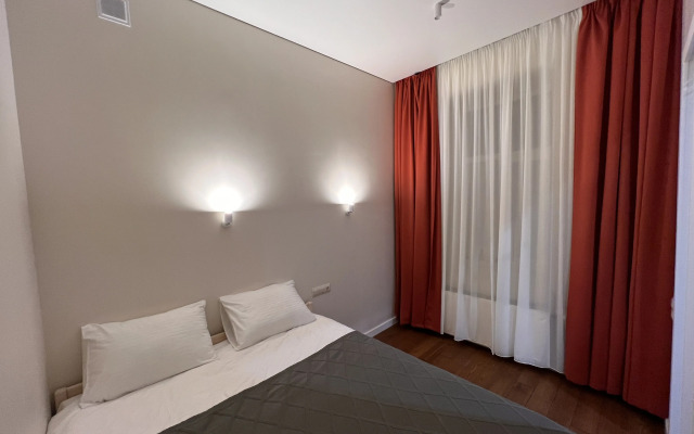 Апартаменты Трехкомнатные в Центре Санкт- Петербурга