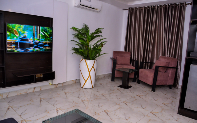 247 Luxury Hotel