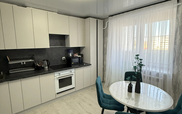 Квартира Просторная Уютная в Районе МКР1