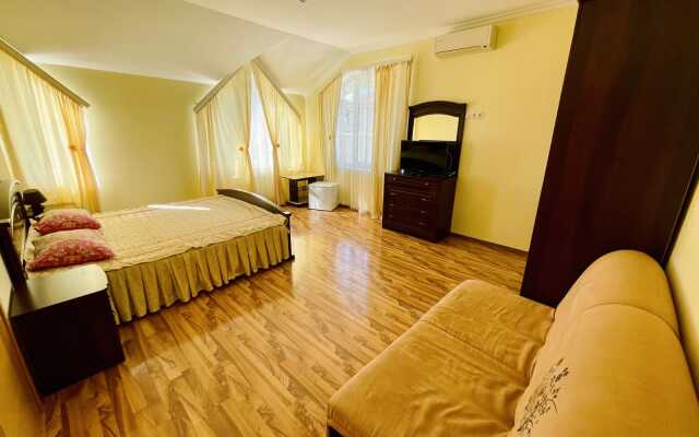 Solnechnyi Guest House