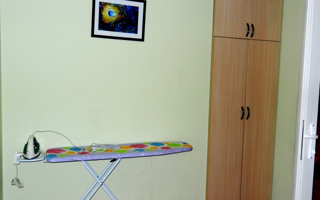 Na Ploschadi Respubliki Apartments