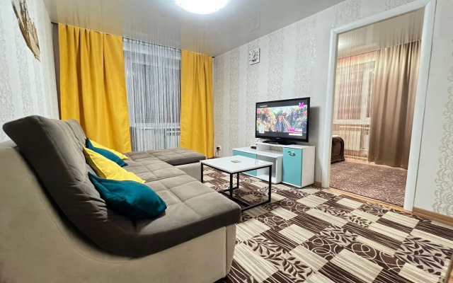 Flat Uyutnaya Kvartira V Tsentre