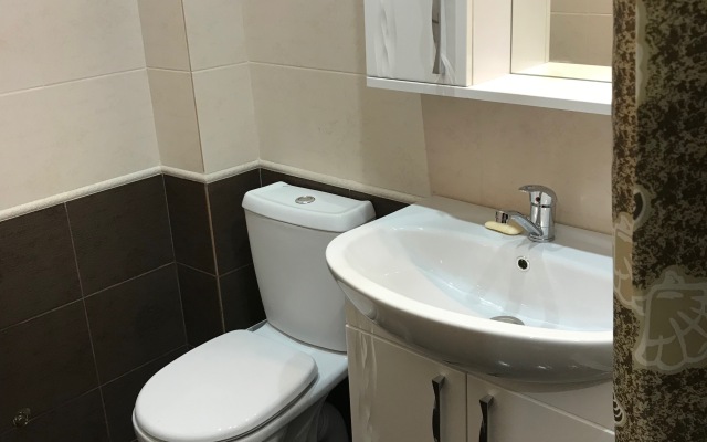 Vozle Ozera Flat