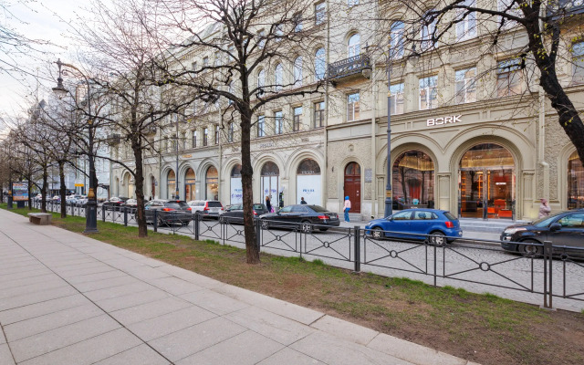 Vidovye na Bolshoy Konyushennoy Apartments