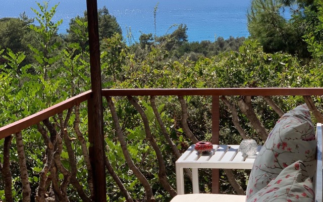 Turan Hill Lounge Hotel