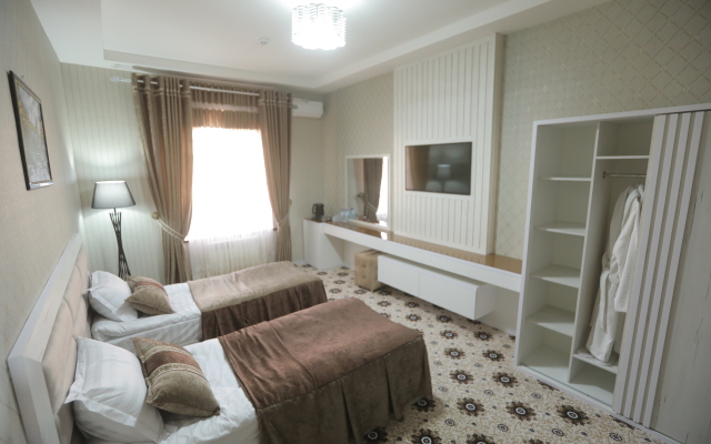 Отель Sumaya Hotel