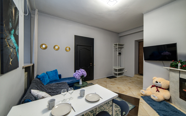 Апартаменты Жуковского 1/2/10 с2 (109)