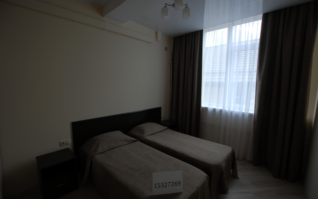 Three-Room Apartments for 4-6 People