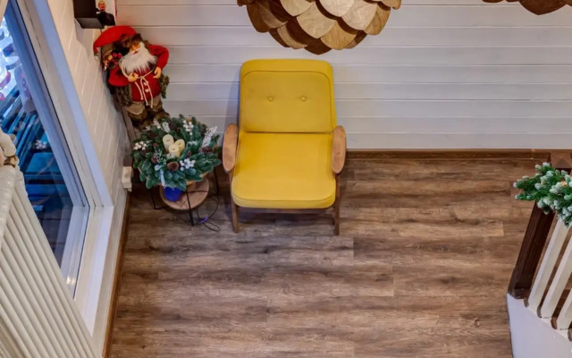 Частный дом с бaнeй на дpoвaх Harmony