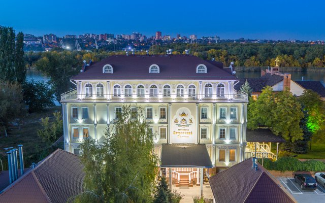 Петровский Причал Luxury Hotel&SPA