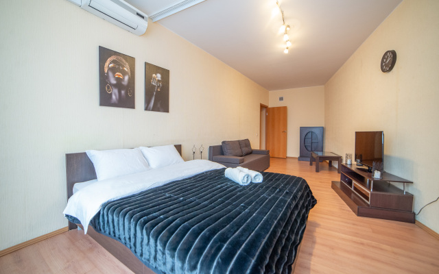 Апартаменты Трехкомнатная в центре