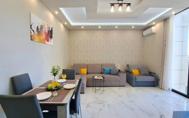 Apartaments v Zhk Metropol s Krasivym Vidom na Gory