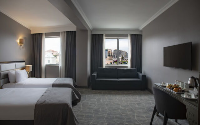 Taksim Square Hotel