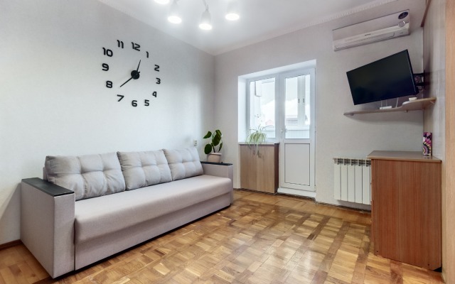 V Tsentre Goroda Flat
