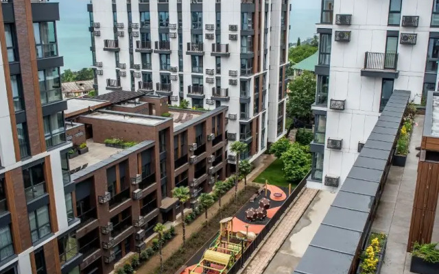 S Dzhakuzi V Tsentre Sochi Flat