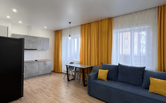 Krasivaya Dvukhkomnatnaya Ryadom S Golovoy Lenina Flat