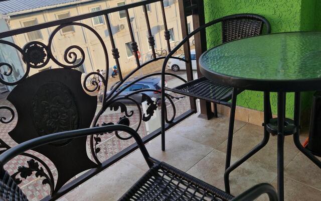 Ak  Art Layt Siti Apartments