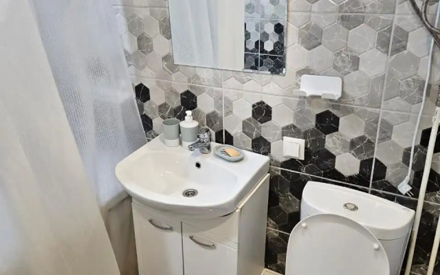 Uyutnaya Studiya V Tsentre Permi Flat