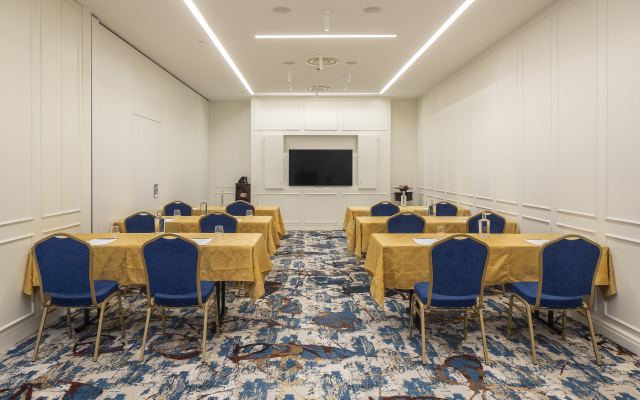The Emerald House Lisbon, Curio Collection By Hilton