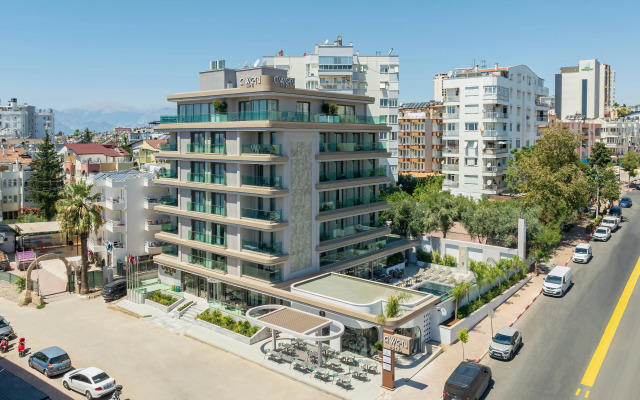 Awen Hotel Lara