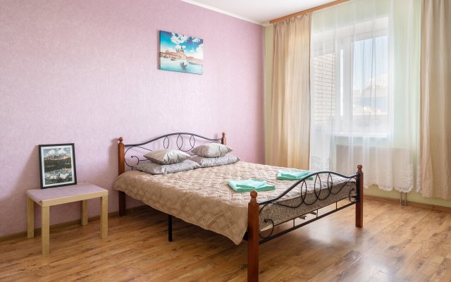 Na Kolomyazhskom Prospekte 15 Apartments