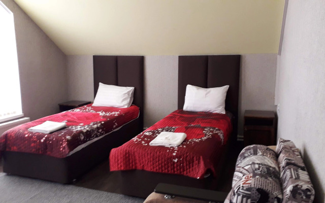 Гостевой дом Листопад