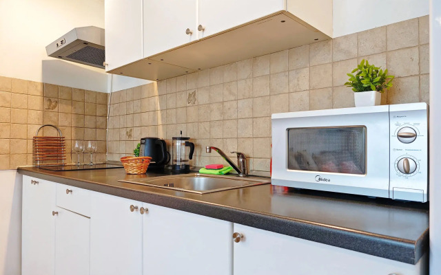 Apartamentyi Nevskij 18 Nikol I Mishel 1