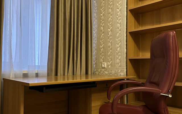 Апартаменты 4-х комнт. в центре Минска для 11 гостей