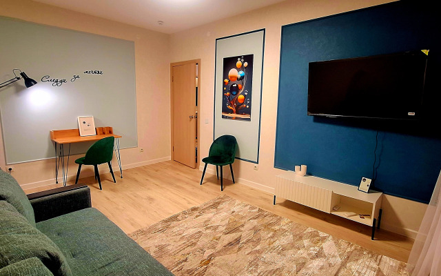 Flat Prostornaya Kvartira Na Biserskom