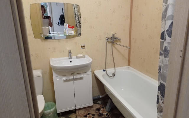 Апартаменты на Хутынской