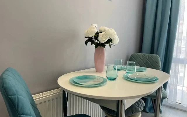 Trekhmestnye s Vidom na Reku Flat