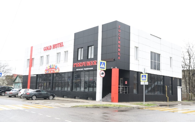 Gold Hotel