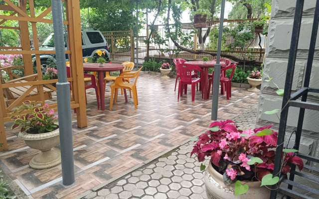 Studiya 38 M2 utopayuschiy v Zeleni Private House