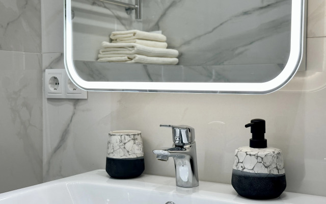 Na Rotornoy 27d Flat