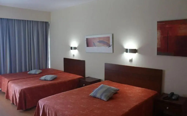 Отель Dom Afonso