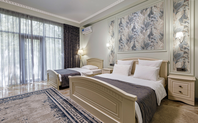 Отель Ночной Квартал