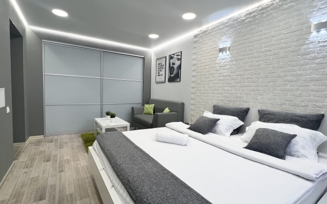 Krivenko 49 Apartments