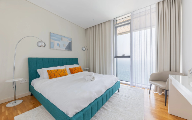 Апартаменты Welcome Home in Bluewaters Residences