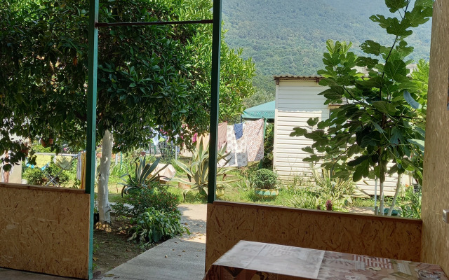 Mari Guest house